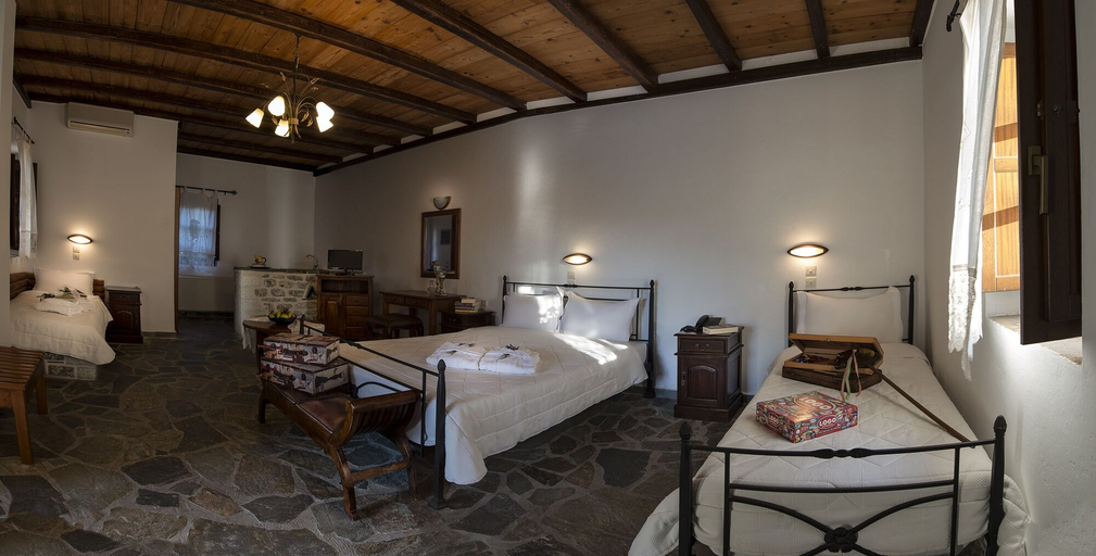 Bedroom 3, Limeni Village, Peloponnese