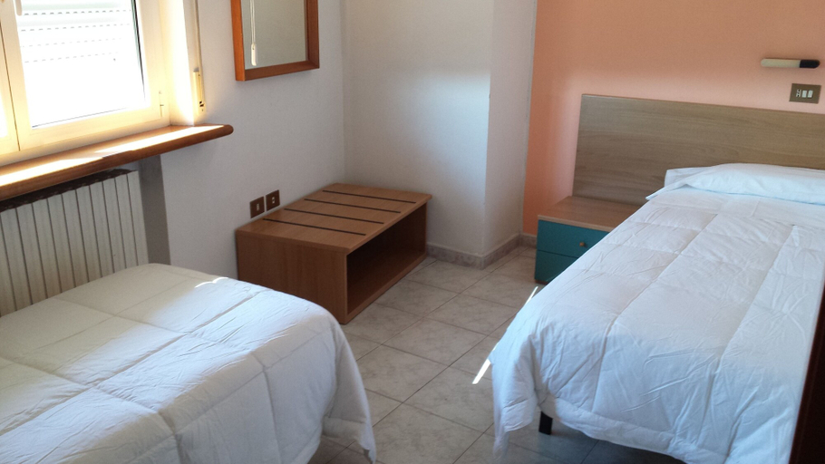 Bedroom 4, Hotel San Marco, Pesaro E Urbino