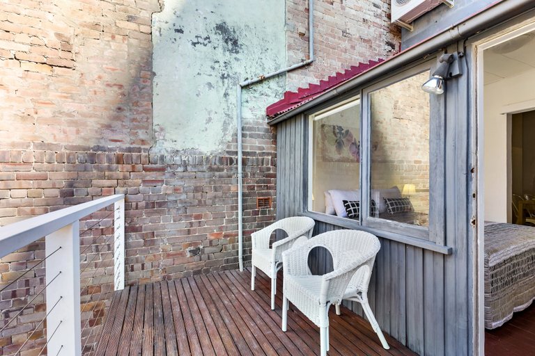 Others 5, Darlinghurst Cottage, Sydney