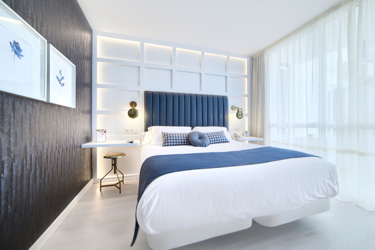 Bedroom 3, Hotel Luze El Villa, Navarra
