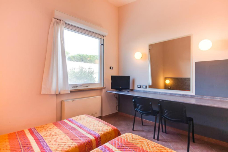 Bedroom 4, Autohotel, Rome