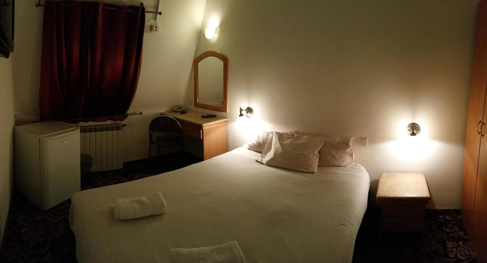 Bedroom 3, Zion Hotel
