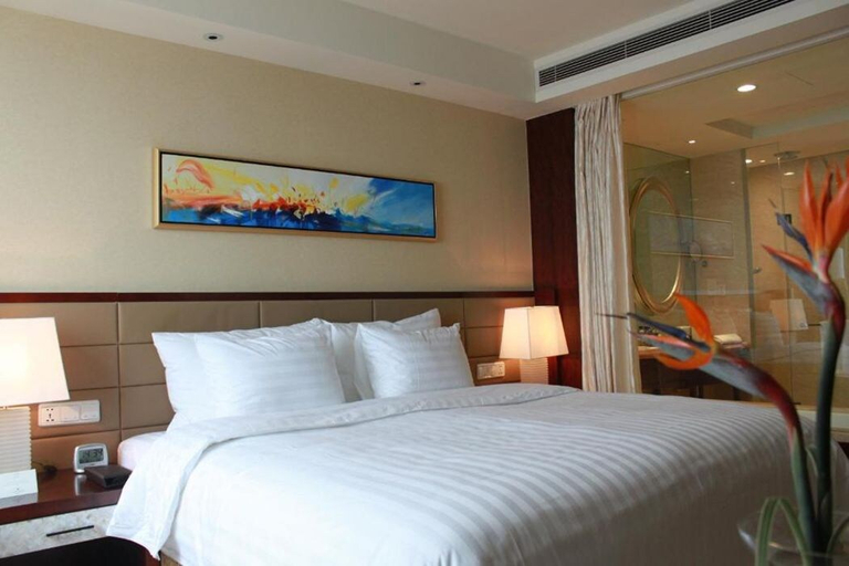 Bedroom 3, Huaqiao New Century Grand Hotel, Lishui