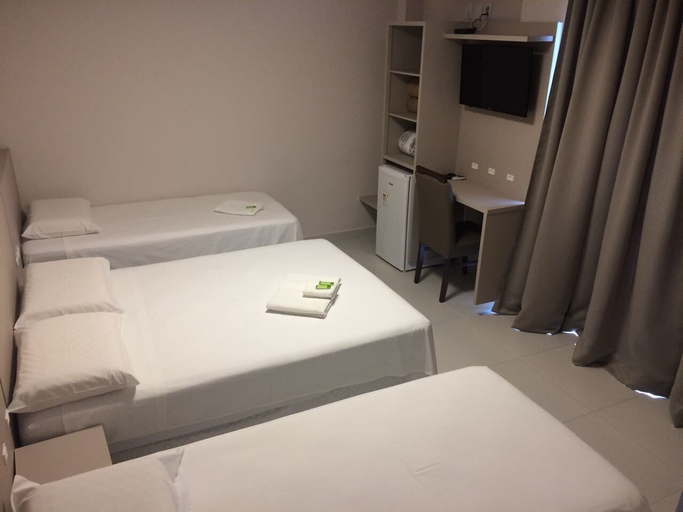 Bedroom 3, Gravatá Praia Hotel, Navegantes