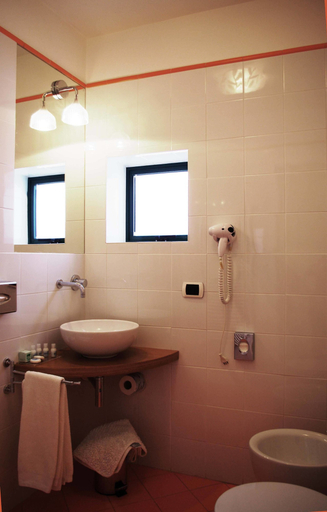 Bathroom 5, La Piccola Locanda, Ragusa