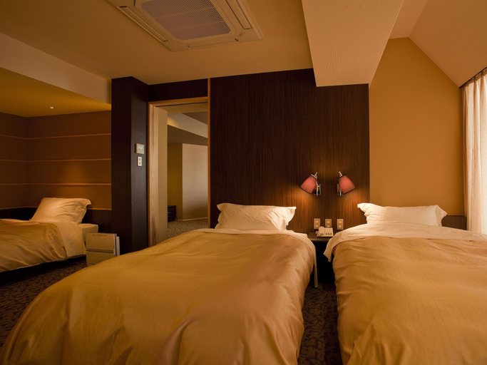 Bedroom 3, Shimahana, Sumoto