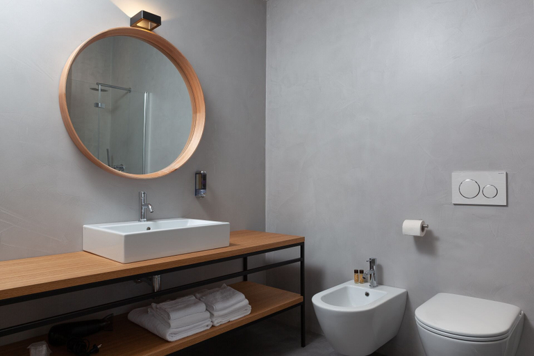 Bathroom 4, A3Passi Agriturismo tra gli Ulivi, Ancona