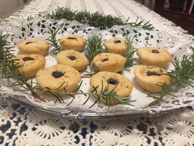 Food & Drinks 6