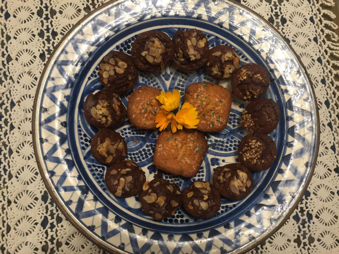 Food & Drinks 8