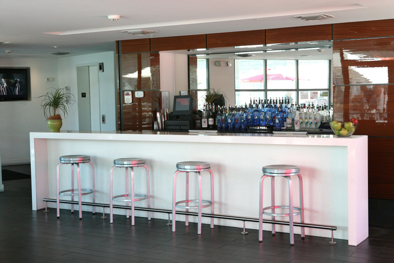 Food & Drinks 5, Heat Hotel, Mohave