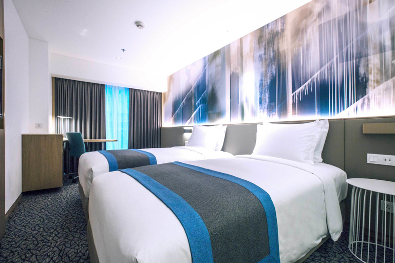 Bedroom 13