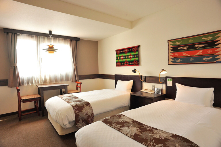 Bedroom 3, Matsumoto Tourist Hotel, Matsumoto