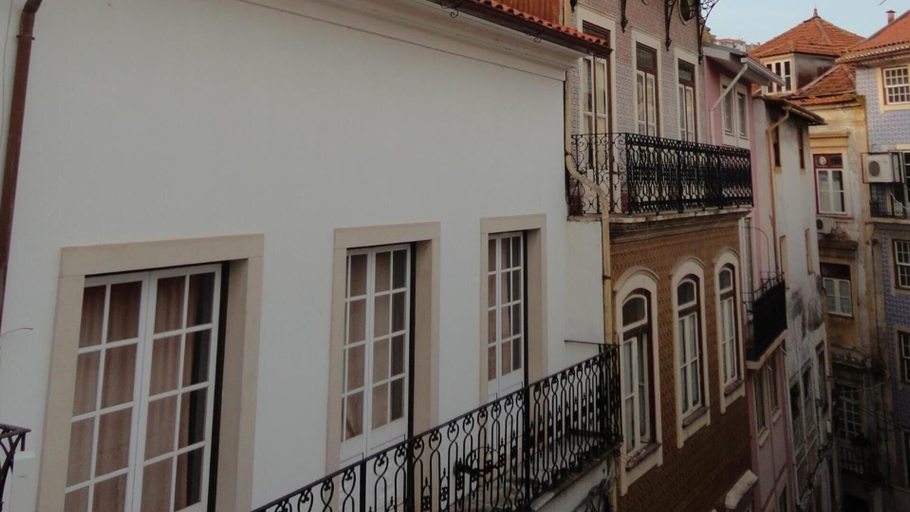 Exterior & Views 2, Be Coimbra Hostels, Coimbra