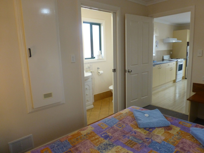 Bedroom 2, Port Lincoln Villas, Port Lincoln