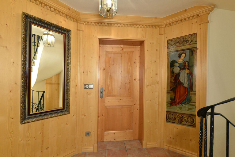 Others 4, Haus Bergahorn, Traunstein