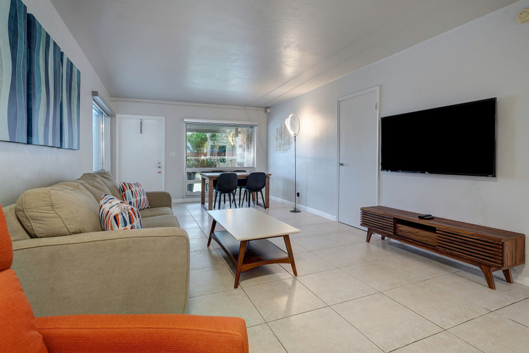 Others 5, Ocean Villas of Deerfield, Broward
