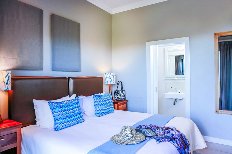 Bedroom 4, Brenton Haven Beachfront Resort, Eden