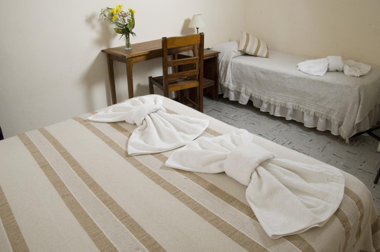 Bedroom 3, Hotel Turingia, General Alvarado