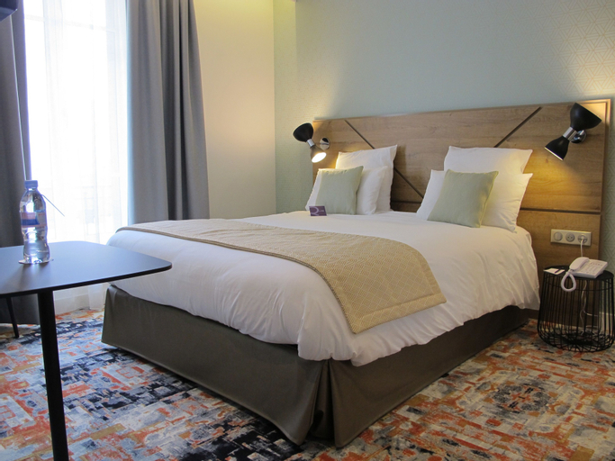 Bedroom 30