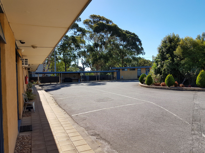 Exterior & Views 2, Motel Traralgon, Latrobe - Traralgon