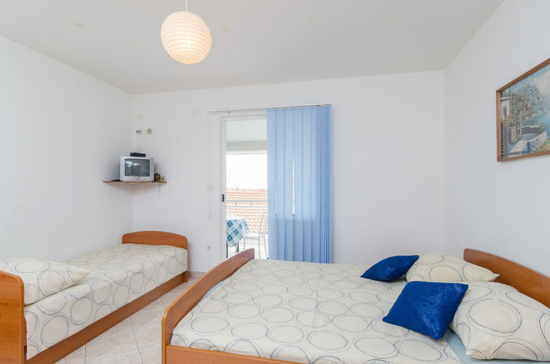 Bedroom 3, Apartments David, Orebić