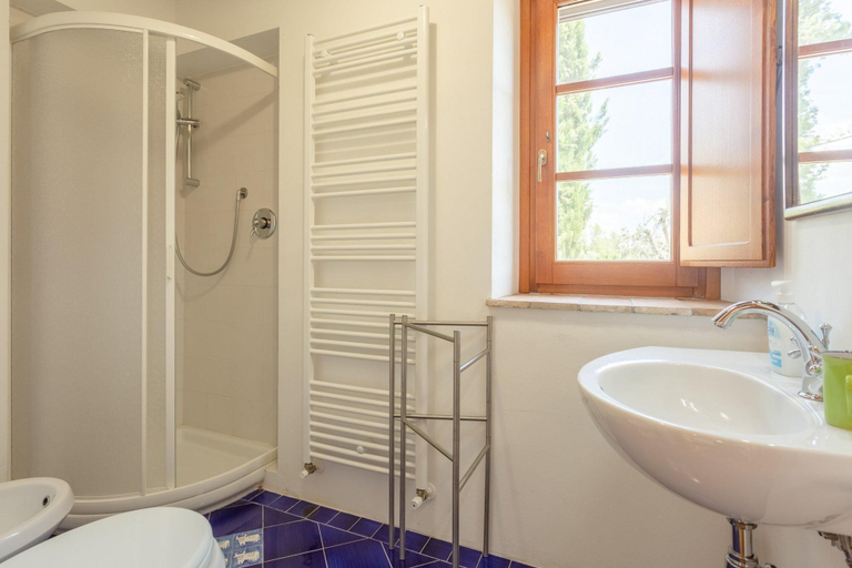 Bathroom 4, Villa Casale Silvia Large Private Pool A C Wifi - 2931, Terni