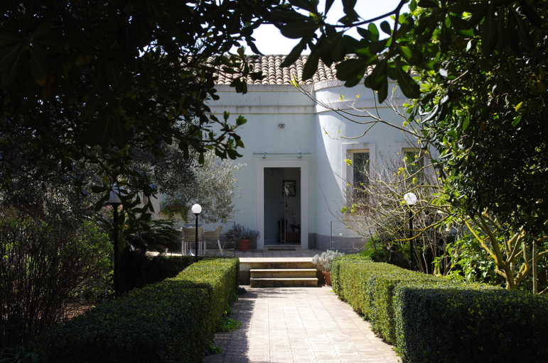 Exterior & Views 2, La Piccola Locanda, Ragusa