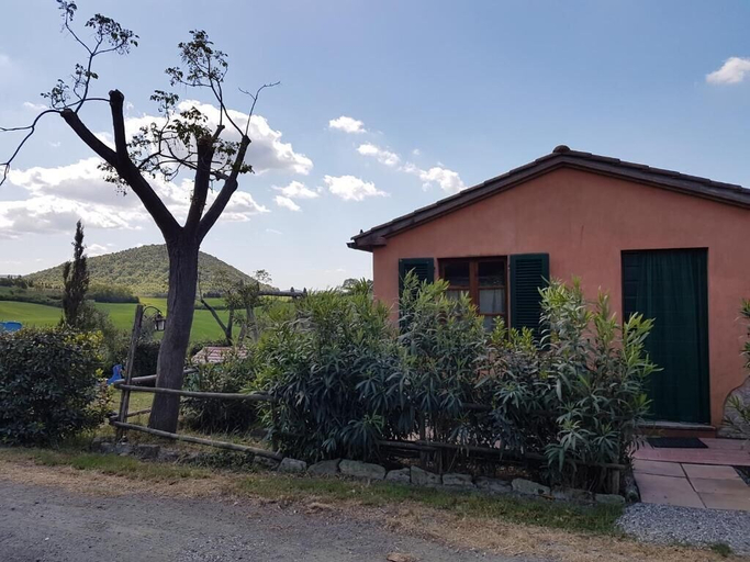 Exterior & Views 2, Agriturismo Il Giogo, Livorno