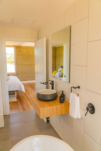 Bathroom 3, Ecopia Retreat, Kangaroo Island
