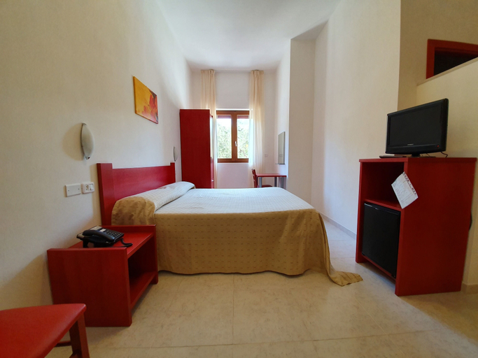 Bedroom 3, Hotel delle More, Foggia