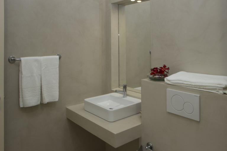 Bathroom 5, Hotel Navegadores, Vila Real de Santo António