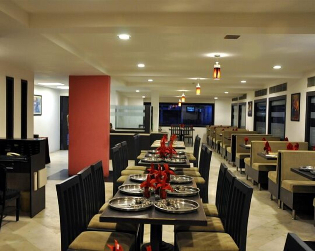 Food & Drinks 5, Best Western Yuvraj, Surat