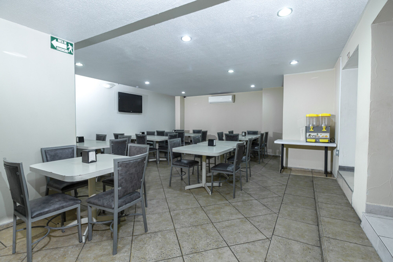 Food & Drinks 5, Hotel Plaza del Arco, Monterrey