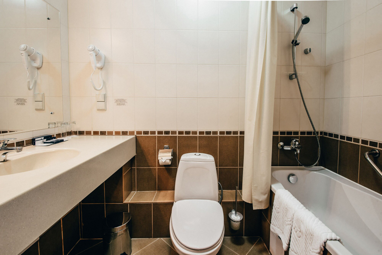 Bathroom 3, Moskovskaya gorka by Usta Hotels, Ekaterinburg gorsovet