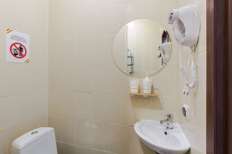 Bathroom 4, Nomera na Sadovoy, Sankt-Peterburg gorsovet