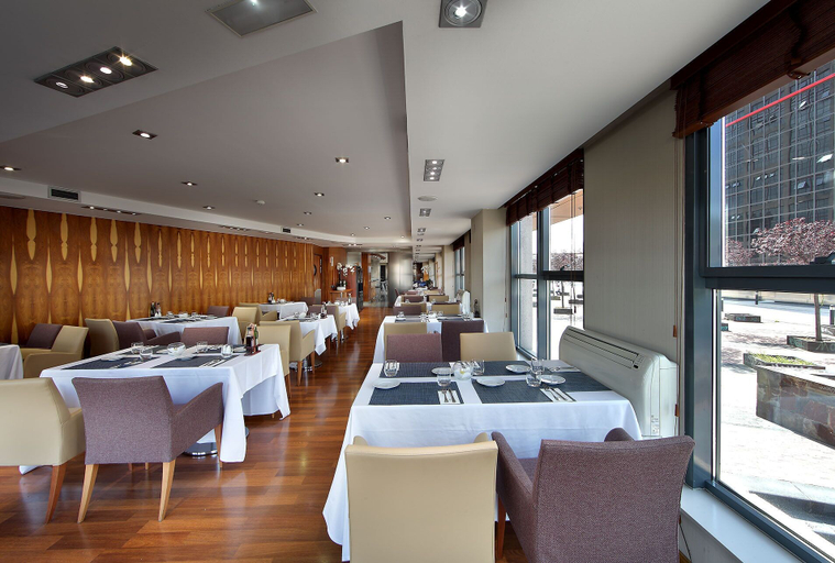 Food & Drinks 5, Hotel Exe Plaza, Madrid