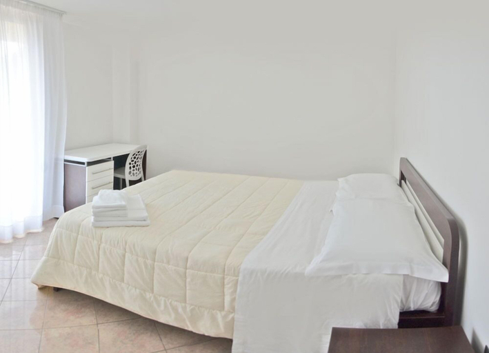Bedroom 3, Vea Resort, Salerno