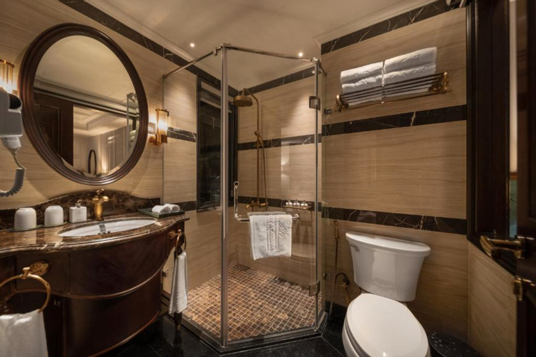 Bathroom 4