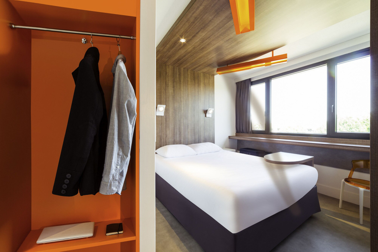 Bedroom 3, ibis Styles Niort Poitou Charentes, Deux-Sèvres