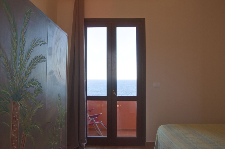 Bedroom 3, Hotel Bue Marino, Trapani