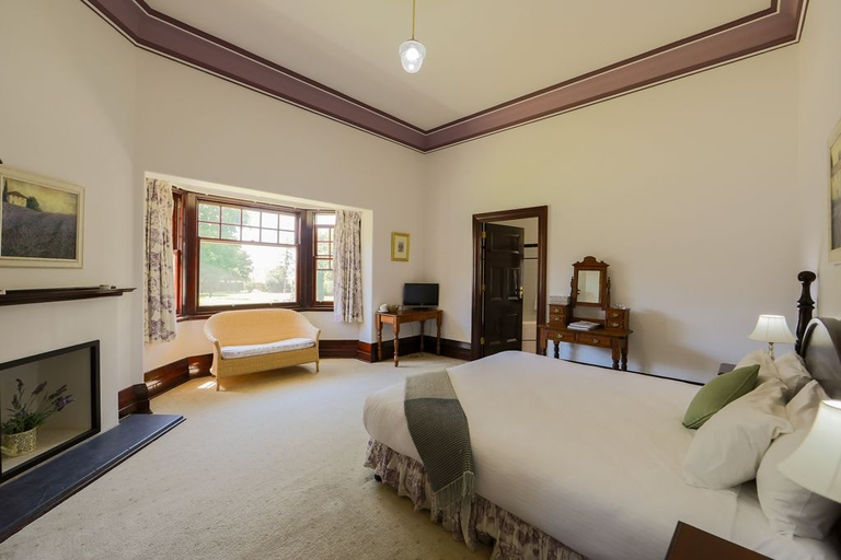 Bedroom 3, Petersons Armidale Winery & Guesthouse, Armidale Dumaresq Bal