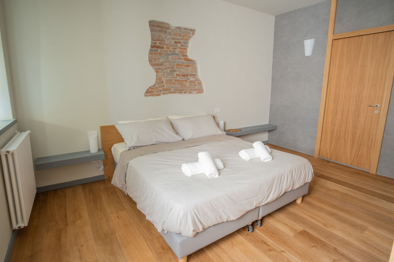 Bedroom 3, Chill in Tuscany, Lucca
