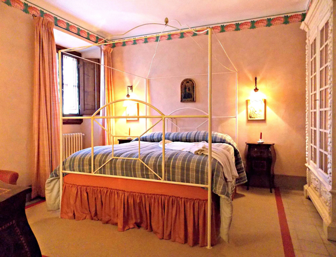 Bedroom 3, Villa Salaiole, Florence