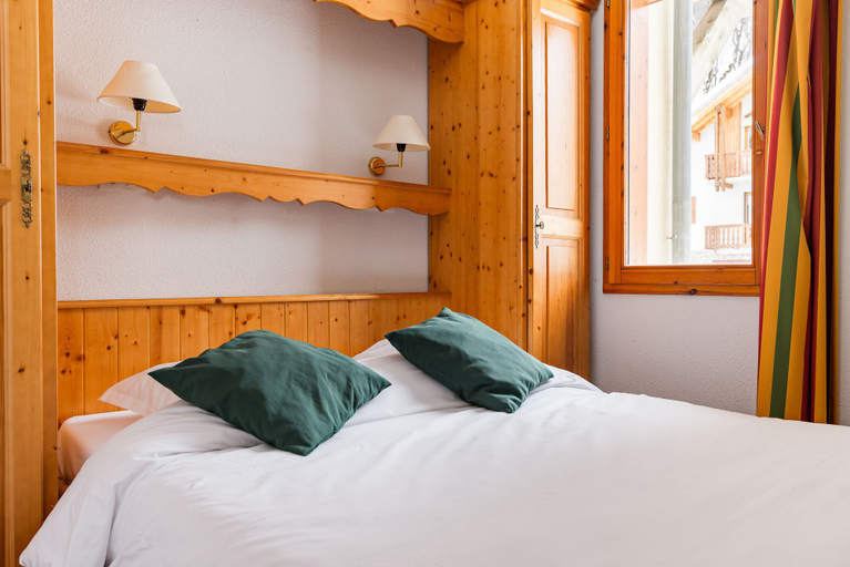 Bedroom 2, Résidence Lagrange Vacances les Chalets du Galibier 1 et 2, Savoie
