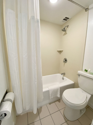 Bathroom 4, Island View Hotel Bar Harbor, Hancock