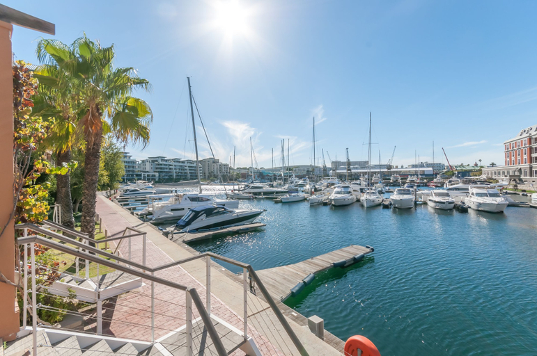 Exterior & Views 2, Mountain Marina Luxury Apartments, City of Cape Town