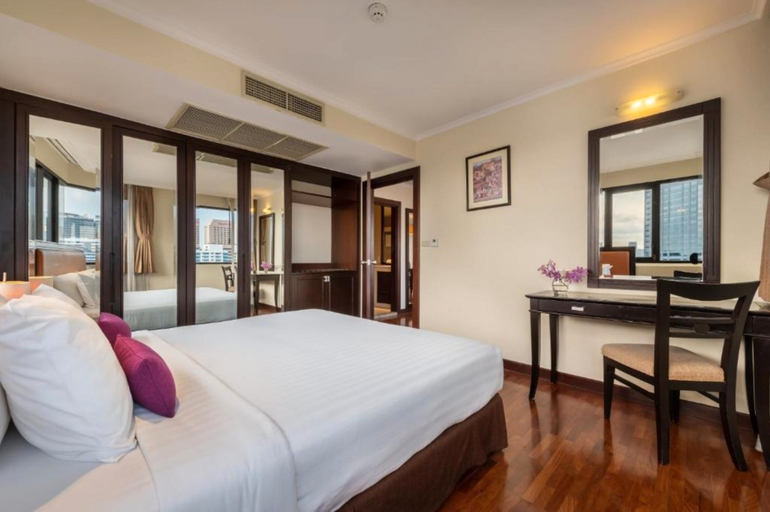 Bedroom 6