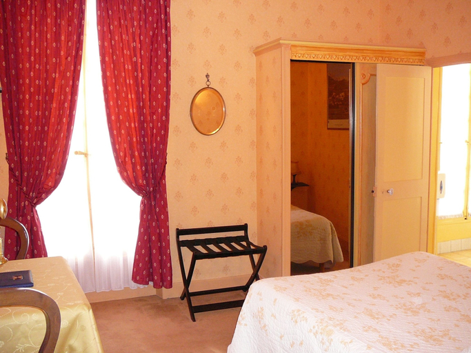Bedroom 3, Hotel Du Fiacre, Vaucluse