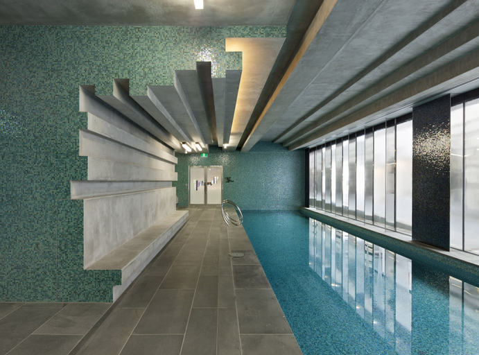 Sport & Beauty 2, The Sebel Melbourne Docklands Hotel, Melbourne