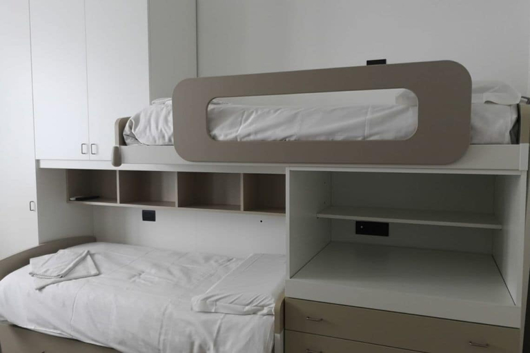 Room 5, Kibilù - Via Abetone, Milano